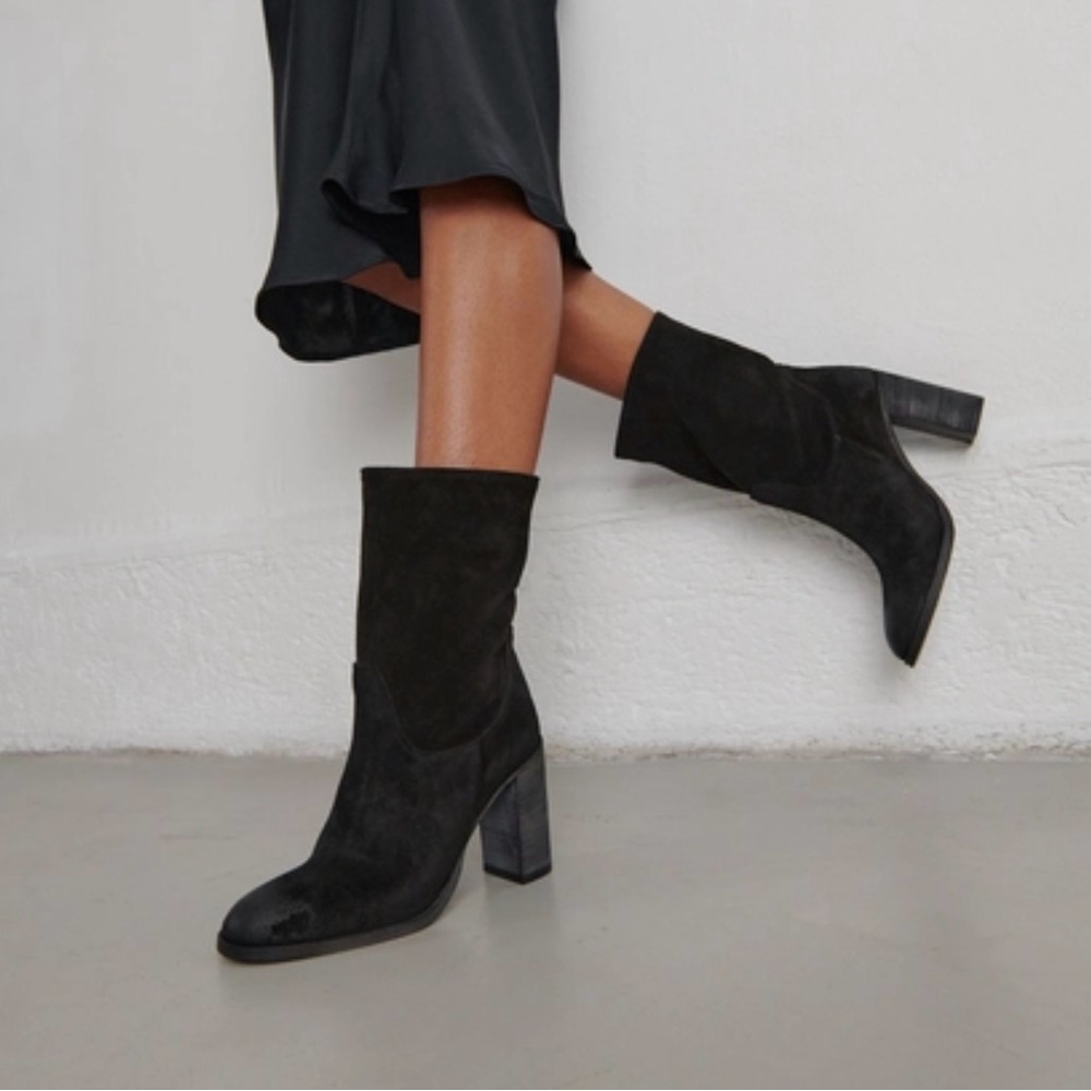 Free people  Dakota  Black‎ Suede Women's Boots